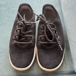 Allbirds Women's Tree Runners - Jet Black (White Sole) - 5